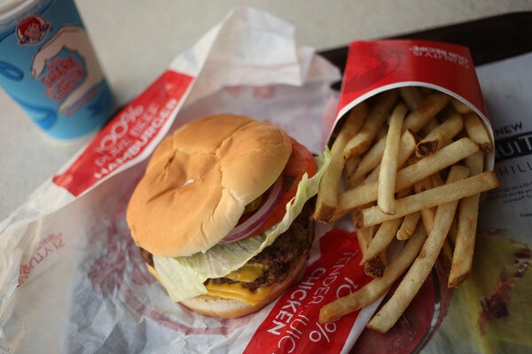 Wendy's Burger Reviews: What Customers Are Saying in 2025
